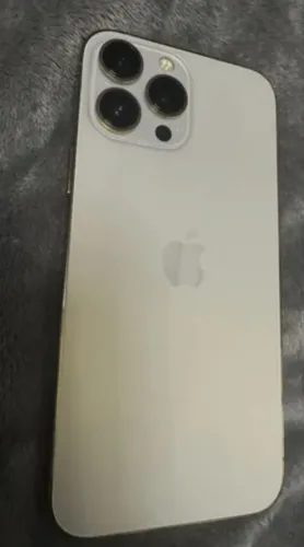 Apple iPhone 15 Pro (256 GB) - Titânio Branco - Excelente