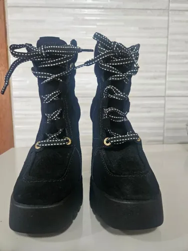 Bota Schutz - Tamanho 36