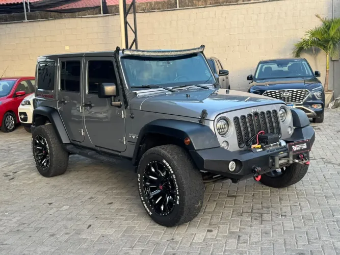 Jeep Wrangler Unlimited Sahara 2.0 TB 4P AUT 2018