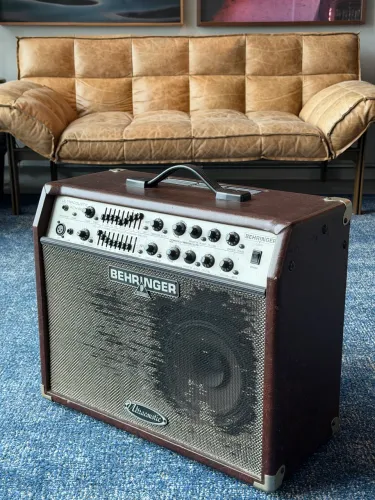 Amplificador para violão Behringer ACX1800 Ultracoustic