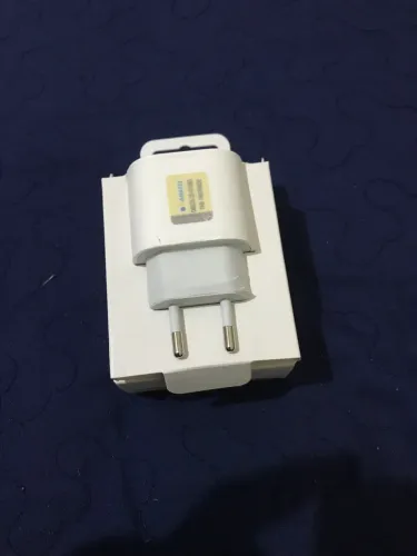 Carregador original iPhone novo