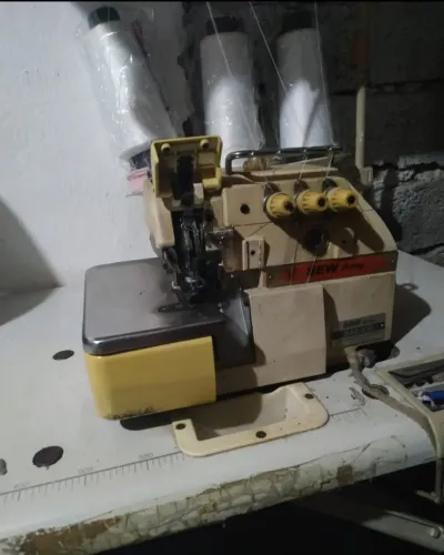 Overloque e Galoneira industrial bivolts