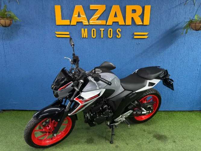 YAMAHA FZ25 2026 , 600 KM RODADOS , ÚNICO DONO , IPVA E GRT 2026 PAGO