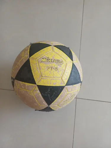 Bola de futevolei mikasa FT-5
