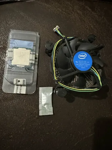 Processador CPU Intel i3 6100 + cooler original + pasta térmica