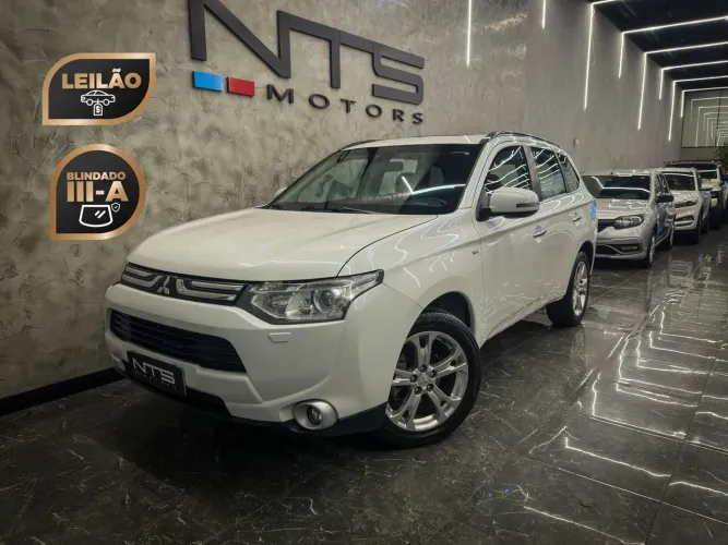 Mitsubishi Outlander 3.0/ GT 3.0 V6 Aut. 2014