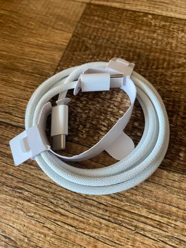Cabo USB tipo- C para MacBook Air M1 1m ; 2 metros