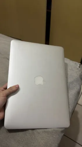 MacBook Air 13" A1466 (Para Uso ou Retirada) - Sem Carregador