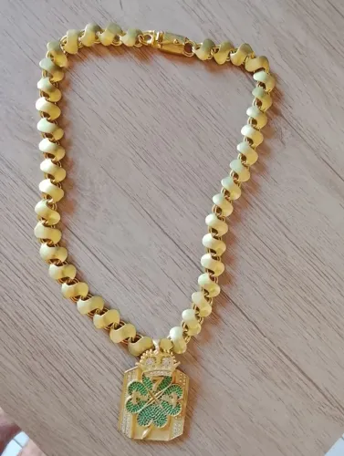 Vendo ou troco cordão de moedas antigas com pingente de trivo cada um com sua sorte 16 mm 