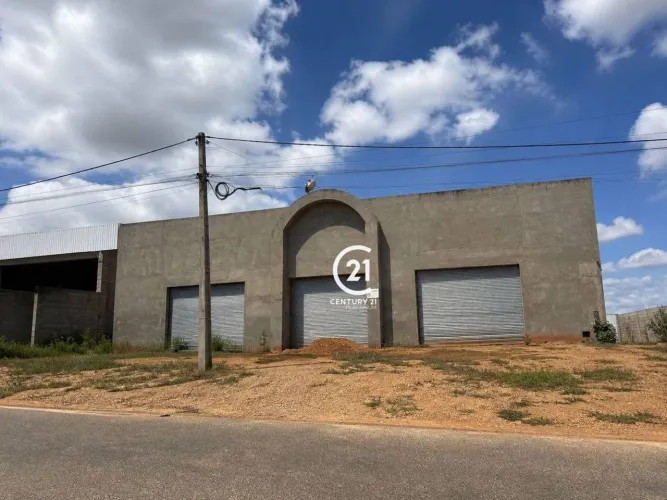 Galpão Logístico de 960 m² na Saída para Salvador