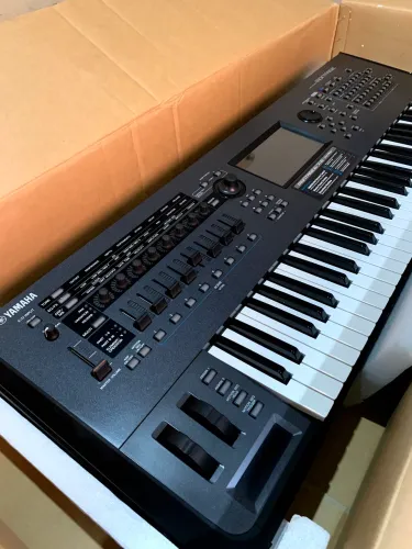 Teclado yamaha montage