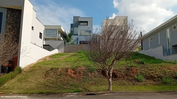 Terreno em Condomínio para Venda em Jundiaí, Loteamento Terras de Genova
