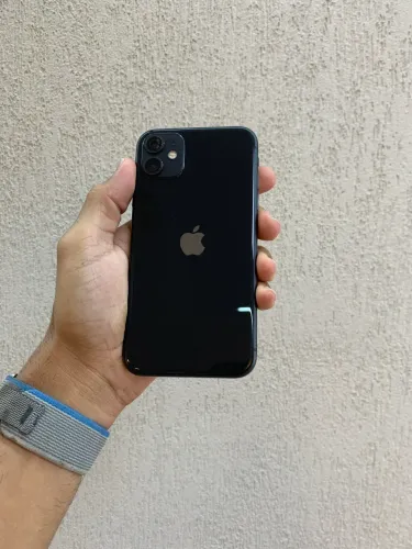 iPhone 11/64gb todo original ?