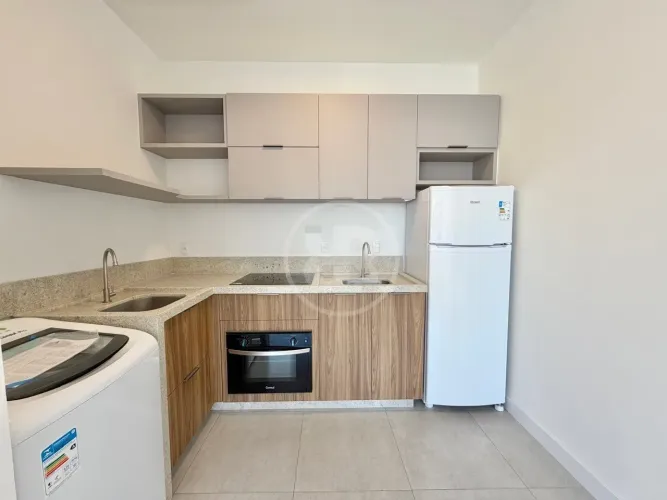 Apartamento Novo, Mobiliado, 2 Dormitórios (1 Suíte) com 1 Vaga para Alugar próximo ao Hos
