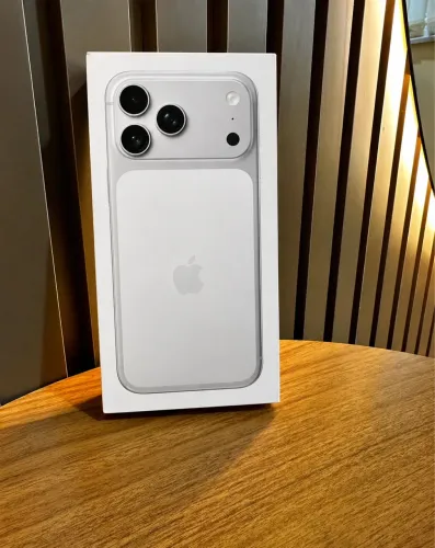 iPhone 17 pro max 1TB