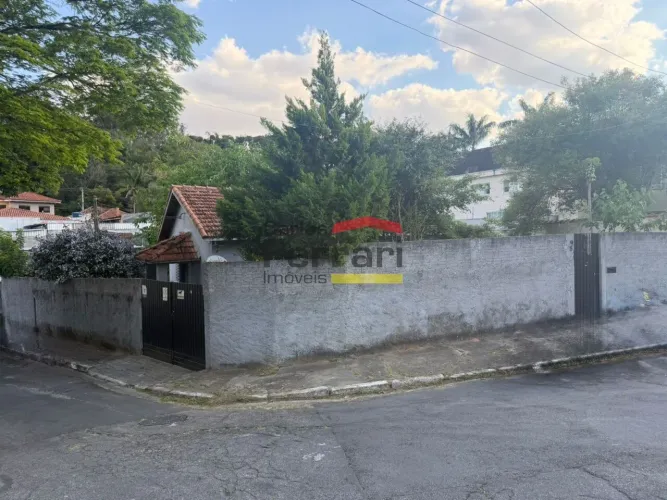 Terreno à venda no Horto Florestal, 438 m² ao lado do Pq. Horto Florestal. Potencial para