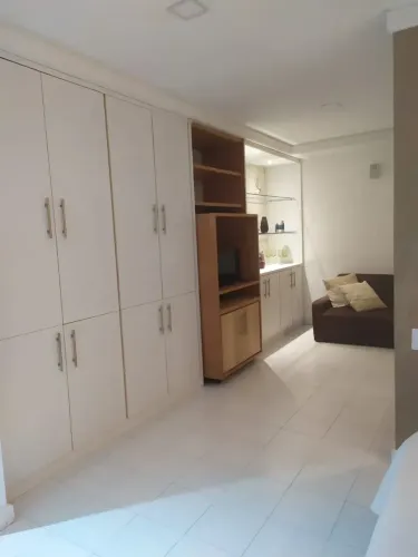 Imóvel para aluguel possui 45 mts com 1/4 MOBILIADO em Brotas - Salvador - BA