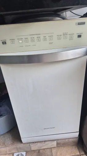 Lava-Louças 10 Serviços Brastemp Branca com Ciclo Pesado - BLF10BB