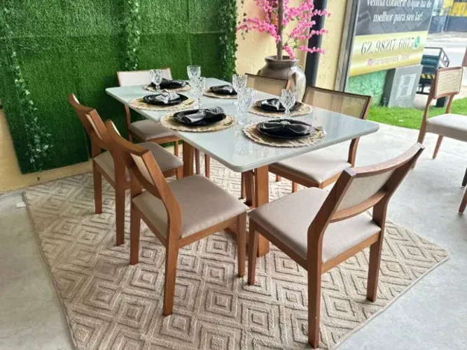 Mesa de Jantar com 06 cadeiras - PEÇAS ÚNICA - Aproveite essa oportunidade!