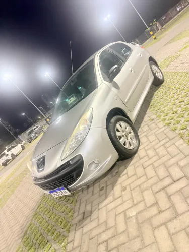 Peugeot 207 XR Sport 1.4 Flex 8V 3P 2010