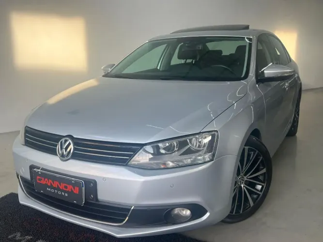 Volkswagen Jetta Highline 2.0 TSI 16V 4P Tiptronic 2013