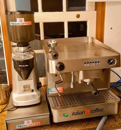 Maquina de café italian coffee Elite elx 1 grupo.