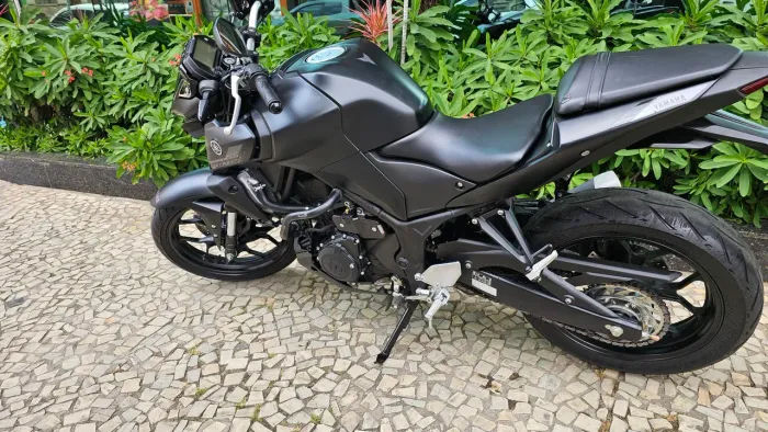 VENDO OU TROCO: Yamaha MT-03 321cc ABS (Modelo 2025) - Estado de Nova! 5 mil km rodado