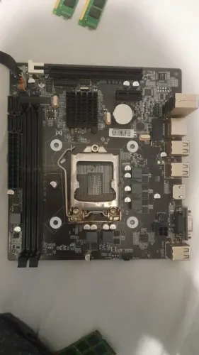 Título: Placa Mãe Intel H55 (LGA 1156) TG-HM55G336 DDR3 Preço: R$ 150,00  Descrição: Vendo