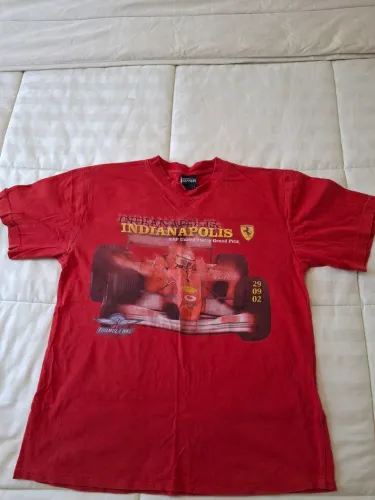 Camiseta Vintage Ferrari F1 Indianapolis 2002 - Original Licenciada