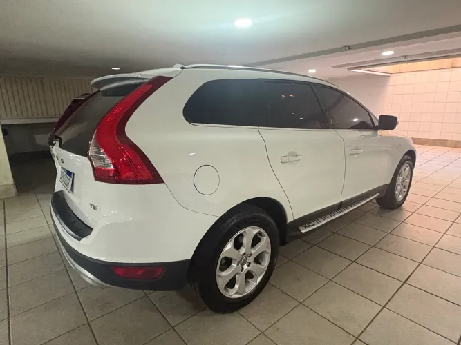 Volvo XC 60 2.0 T5 5P 2012