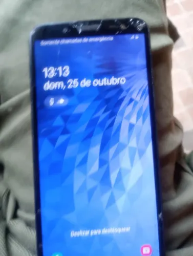 J6 usado trincado mais funcionando perfeitamente