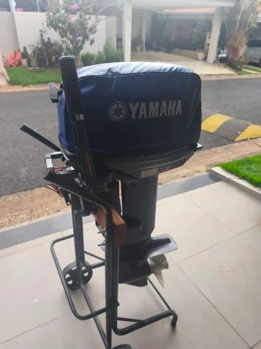 Motor de Popa 25HP Yamaha 2013