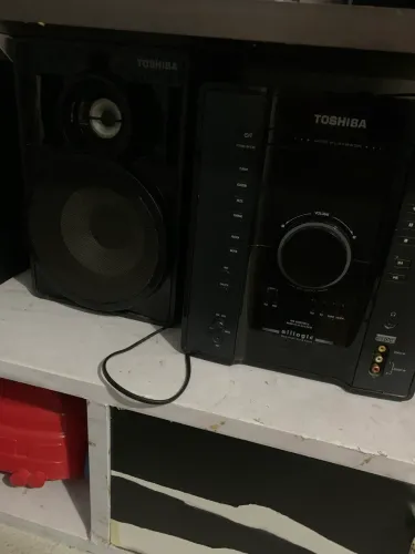 Som toshiba