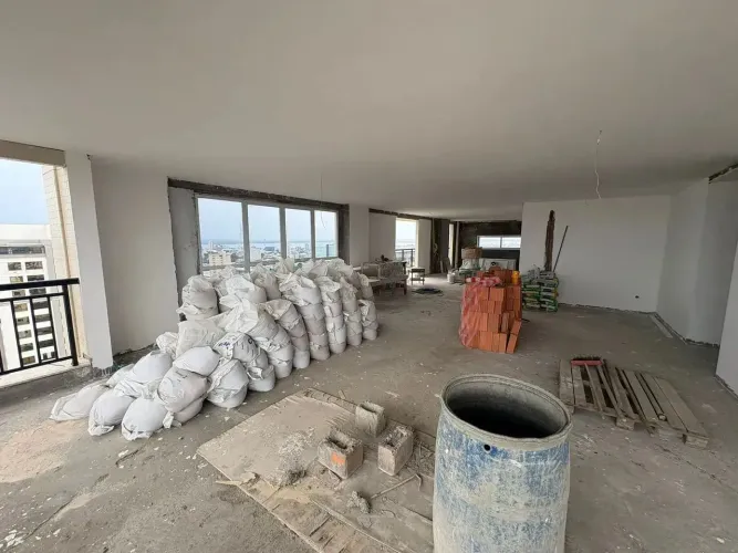 La Maison, andar alto, 279m² 4 suítes, ultima unidade
