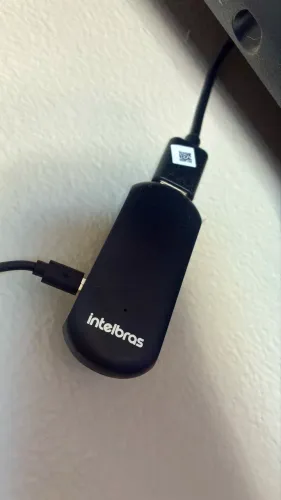 Roteador Android para TVs antigas (Izy Play Stick)