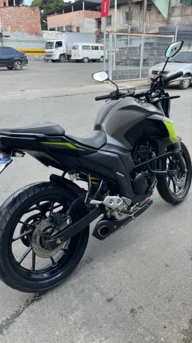 Yamaha Fz25