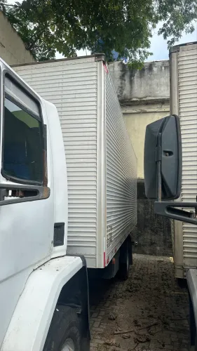 Baú de alumínio 