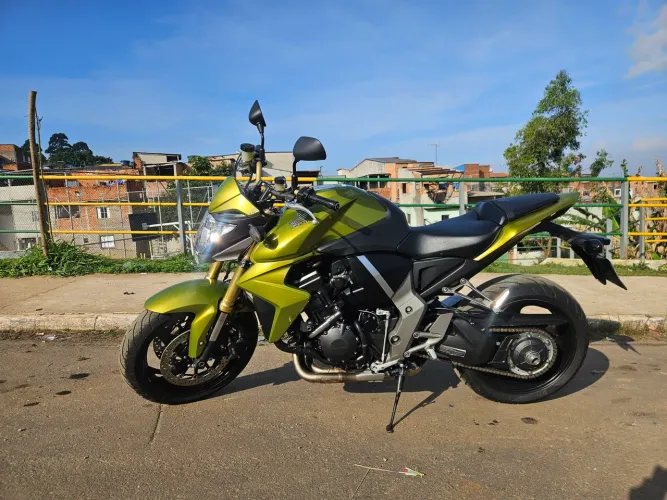 Cb 1000r abs Moto impecável toda Original.