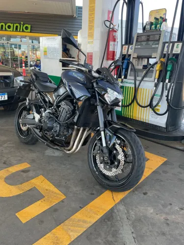 Vendo Kawasaki Z900 22/22