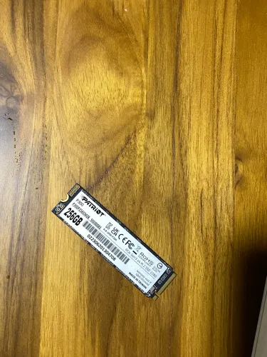 SSD NVMe M.2 Patriot 256GB - Excelente Estado