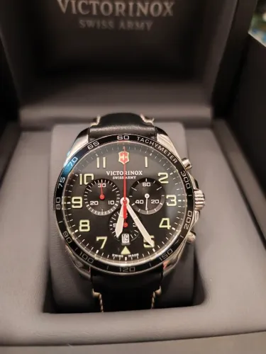 Victorinox Fieldforce Cronógrafo 241852 Pulseira Couro Caixa Completo Excelente Estado
