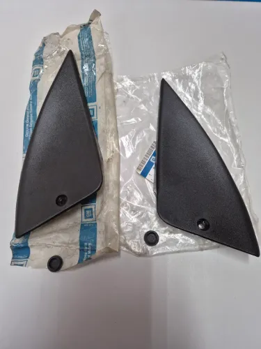 Moldura Cobertura Acabamento Retrovisor Omega 