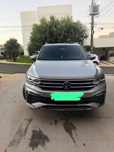 Volkswagen Tiguan Allspac R-line 300 TSI 2.0 2024