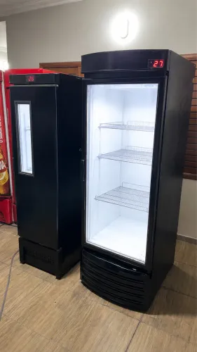 Freezer cervejeiro cervejeira expositor metalfrio funcionando perfeitamente 
