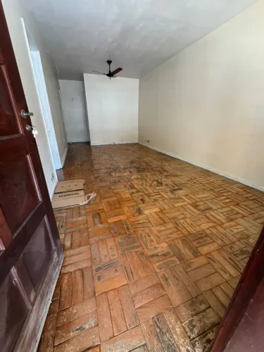 Oportunidade - Casa Térrea - Conjunto Residencial Planalto - 3 Dormitórios - 133m².