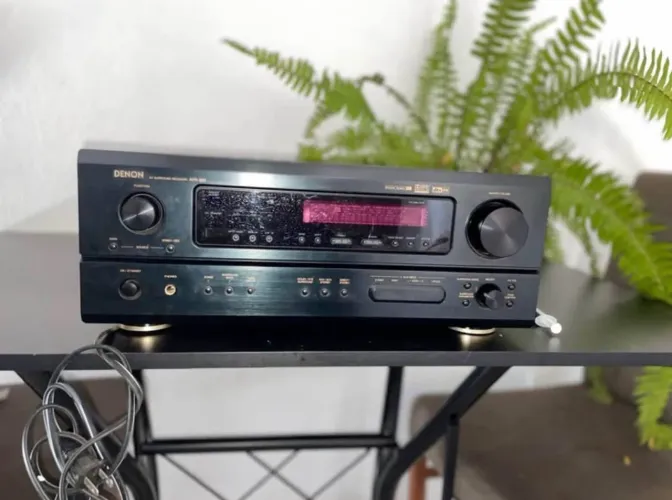 Receiver AV Denon AVR-883 à Venda! Som de Alta Qualidade - não entrego e nem faço menos