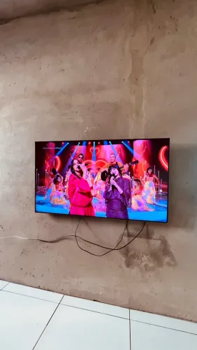 Tv Samsung de 55 2 anos de uso