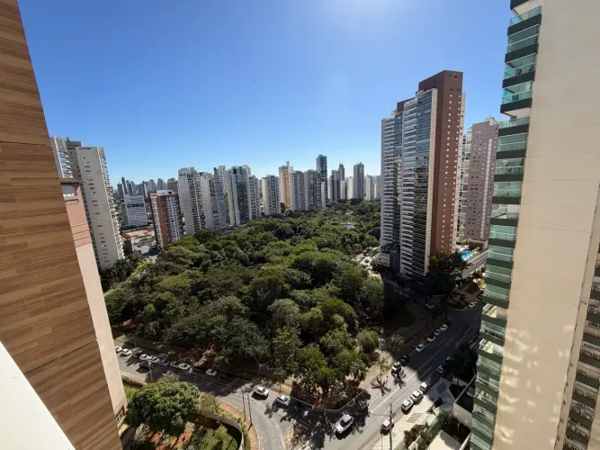 Lindo Flat em frente ao Parque Flamboyant com opção totalmente mobiliado