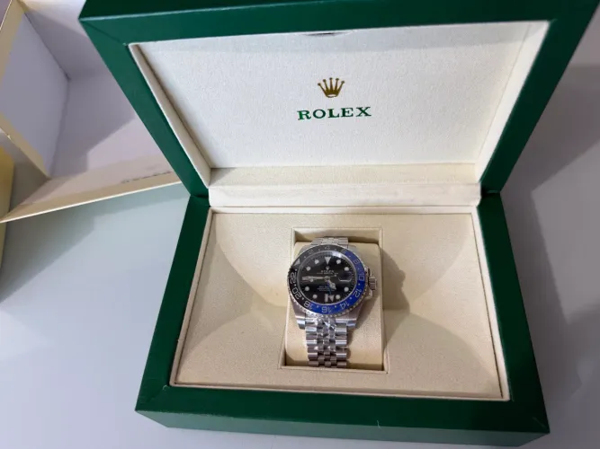 Rolex GMT-Master II Batgirl