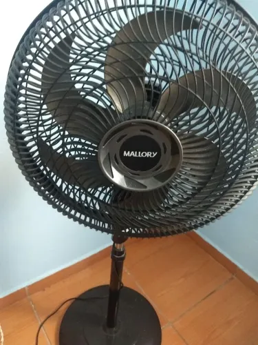 Ventilador mallory com controle remoto